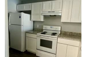 72 Pine Island Cir, Kissimmee, FL 34743, Sold 04/25/22