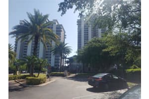 13427 BLUE HERON BEACH DR #1102, ORLANDO, FL 32821 Sold 08/17/22