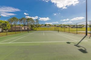 2019 CRESTRIDGE DR, CLERMONT, FL 34711 Sold 06/30/22