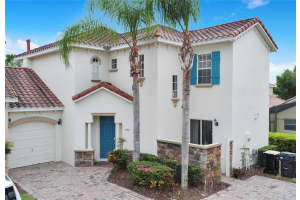 720 Brunello Dr, Davenport, FL 33897, Sold 04/06/22