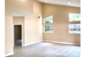 114 Winchester Ln, Haines City, FL 33844, Sold 04/22/22