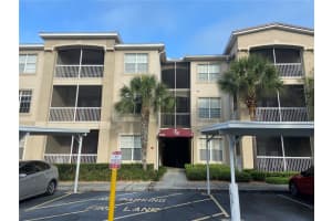 3000 Laurel Park Ln, Kissimmee, FL 34741, Sold 06/02/22