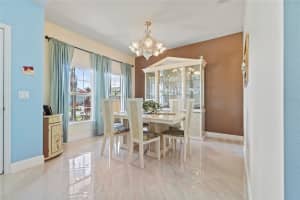 3711 Mystic Pl, St Cloud, FL 34772, Sold 05/18/22