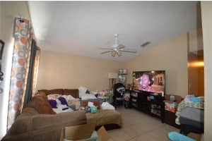 2357 Harbor Town Dr, Kissimmee, FL 34744, Sold 06/07/22