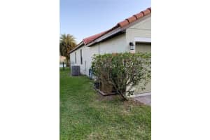 3916 Coastal Breeze Dr, Kissimmee, FL 34744, Sold 05/06/22