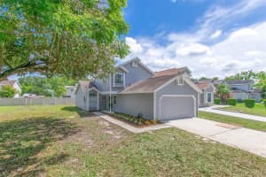 9915 SURREY RIDGE RD, ORLANDO, FL 32825 Sold 03/16/23