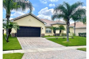 3932 Port Sea Pl, Kissimmee, FL 34746, Sold 07/06/22