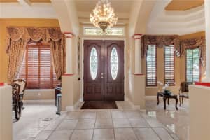 8207 WHITE SWAN CT, ORLANDO, FL 32836 Sold 07/21/22