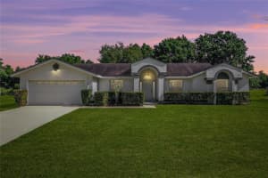 2801 PINE NEEDLE TRL, KISSIMMEE, FL 34746 Sold 10/25/22