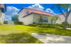 509 Summer Pl Loop, Clermont, FL 34714, Sold 07/05/22