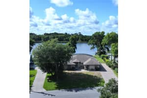 6690 Bay Shore Dr, St Cloud, FL 34771, Sold 06/10/22
