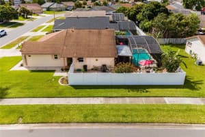 5200 BROKEN ARROW DR, KISSIMMEE, FL 34746 Sold 06/29/22