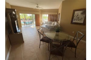 8827 Worldquest Blvd, Orlando, FL 32821, Sold 05/27/22