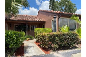 618 St Johns Ct, Winter Park, FL 32792, Sold 06/22/22