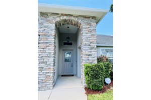 5706 SWEETHEART CT, SAINT CLOUD, FL 34772 Sold 12/07/22