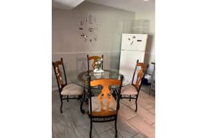 5259 IMAGES CIR #204, KISSIMMEE, FL 34746 Sold 07/14/22