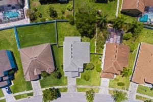 2524 BAYKAL DR, KISSIMMEE, FL 34746 Sold 08/31/22