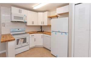 4724 Walden Cir, Orlando, FL 32811, Sold 06/15/22