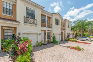 3464 ALLEGRA CIR, SAINT CLOUD, FL 34772 Sold 07/29/22