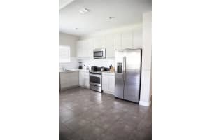 195 AIDAN'S LNDG, HAINES CITY, FL 33844 Sold 09/08/22