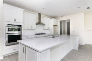 2711 River Creek Ln, St Cloud, FL 34771, Sold 07/08/22