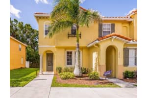 5262 PARADISE CAY CIR, KISSIMMEE, FL 34746 Sold 07/26/22