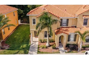 5262 PARADISE CAY CIR, KISSIMMEE, FL 34746 Sold 07/26/22