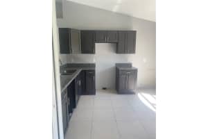 585 OAK BRANCH CIR, KISSIMMEE, FL 34758 Sold 09/23/22