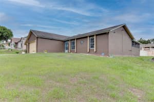 6360 POWERS POINTE CIR, ORLANDO, FL 32818 Sold 08/10/22