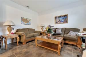 400 WINDBOURNE WAY, HAINES CITY, FL 33844 Sold 10/11/22
