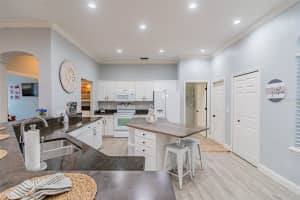 5269 HAMMOCK CIR, SAINT CLOUD, FL 34771 Sold 07/14/22