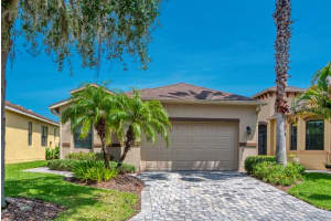 753 GRAND CANAL DR, POINCIANA, FL 34759 Sold 07/27/22