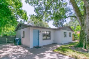 411 WALNUT ST, AUBURNDALE, FL 33823 Sold 07/29/22