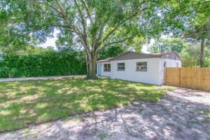 411 WALNUT ST, AUBURNDALE, FL 33823 Sold 07/29/22