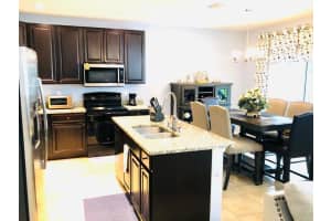 2922 MOONSTONE BND, KISSIMMEE, FL 34758 Sold 09/29/22