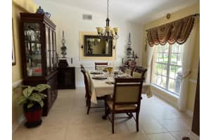 1543 NESTLEWOOD TRL, ORLANDO, FL 32837 Sold 08/30/22