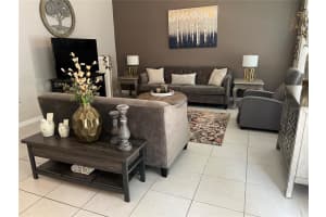 4800 POOLSIDE DR, SAINT CLOUD, FL 34769 Sold 09/08/22