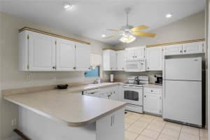 130 EVERGREEN DR, AUBURNDALE, FL 33823 Sold 07/29/22