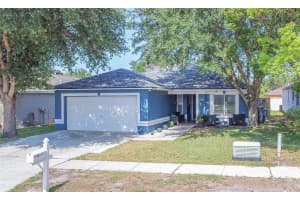 3103 PINE TOP DR, VALRICO, FL 33594 Sold 11/16/22