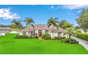 5242 HAMMOCK POINTE CT, SAINT CLOUD, FL 34771 Sold 08/15/22