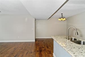 5259 IMAGES CIR #205, KISSIMMEE, FL 34746 Sold 08/10/22