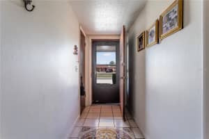 2727 W OAK RIDGE RD #1-7, ORLANDO, FL 32809 Sold 08/04/22