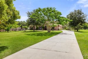 1985 RUNNING HORSE TRL, SAINT CLOUD, FL 34771 Sold 12/06/22