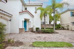 639 BRUNELLO DR, DAVENPORT, FL 33897 Sold 09/09/22