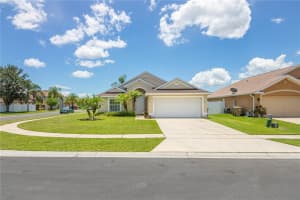 2141 BLACKSTONE LANDING DR, KISSIMMEE, FL 34758 Sold 08/08/22