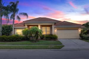 2975 MARBELLA DR, KISSIMMEE, FL 34744 Sold 08/17/22