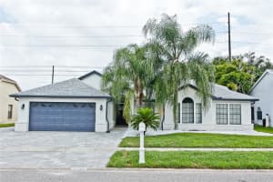 12729 NEWFIELD DR, ORLANDO, FL 32837 Sold 09/08/22