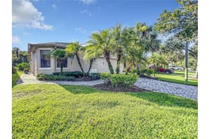 616 GRAND CANAL DR, POINCIANA, FL 34759 Sold 09/02/22