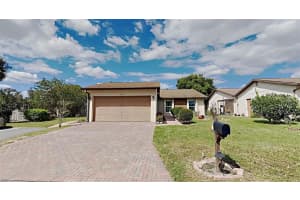 3936 CYPRESS LNDG N, WINTER HAVEN, FL 33884 Sold 12/08/22