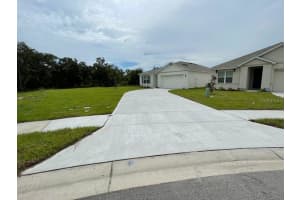 1172 CAMBRIDGE DR, WINTER HAVEN, FL 33881 Sold 06/01/23